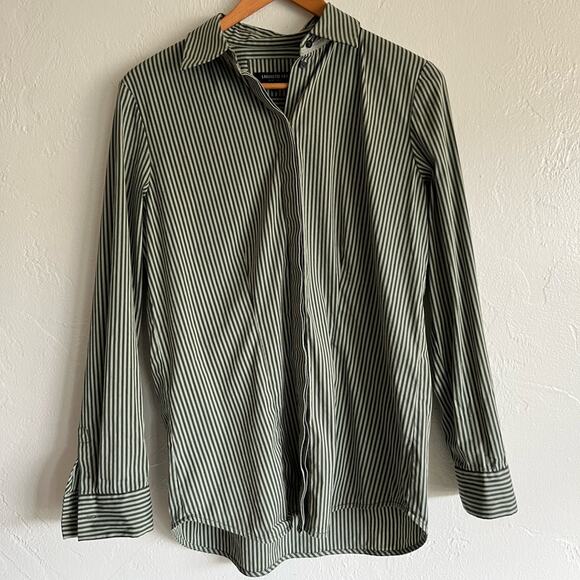Lafayette 148 button down.  Size S - Picture 1 of 6